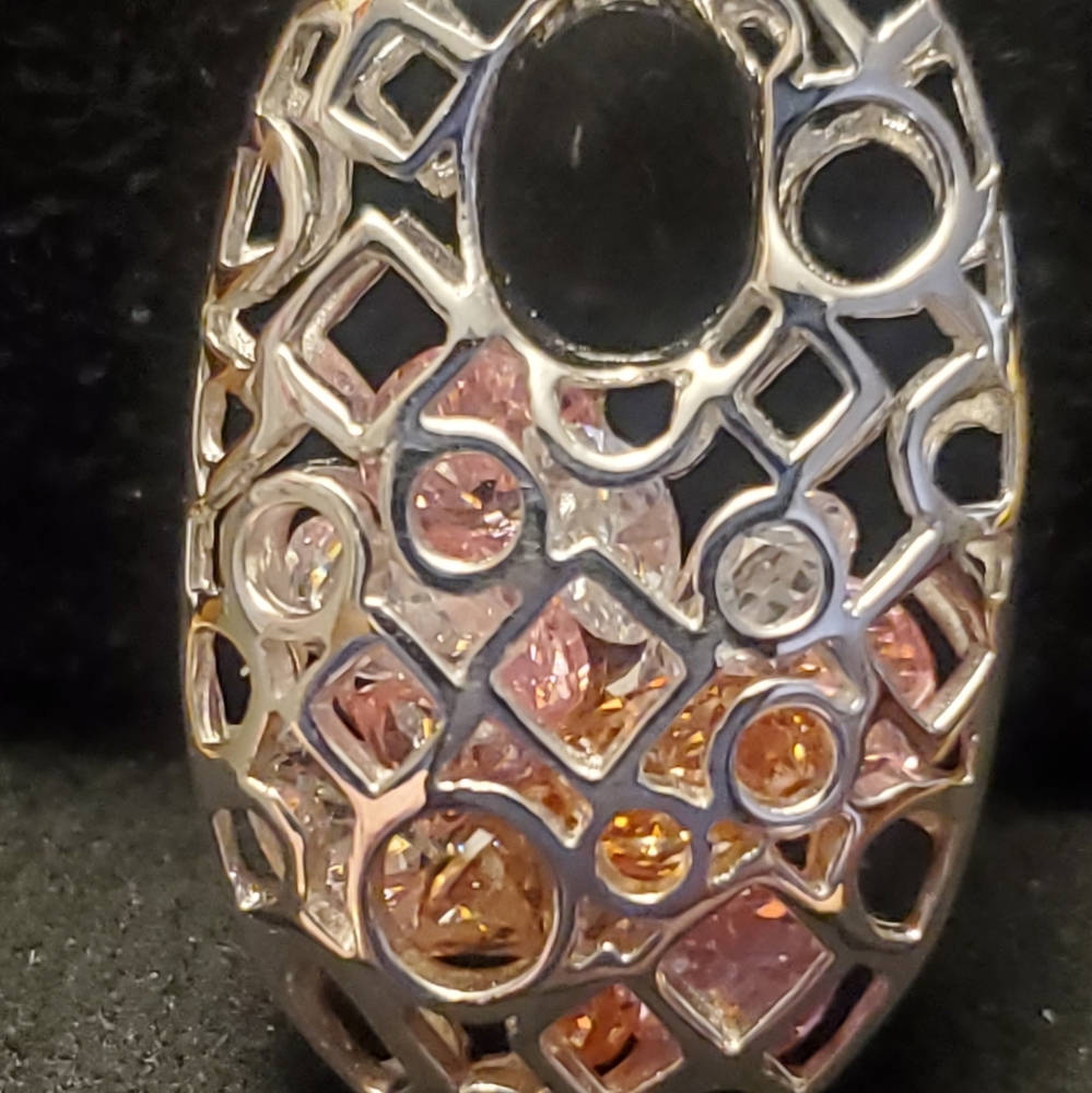 Sterling Silver 10.70 ctw Pendant/neclace Charm